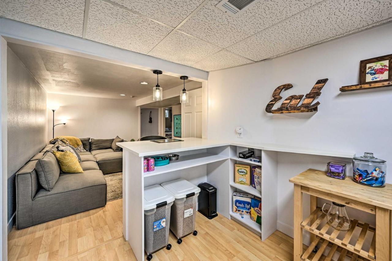 With Large Yard Less Than 7 Mi To Downtown! Holiday home Denver